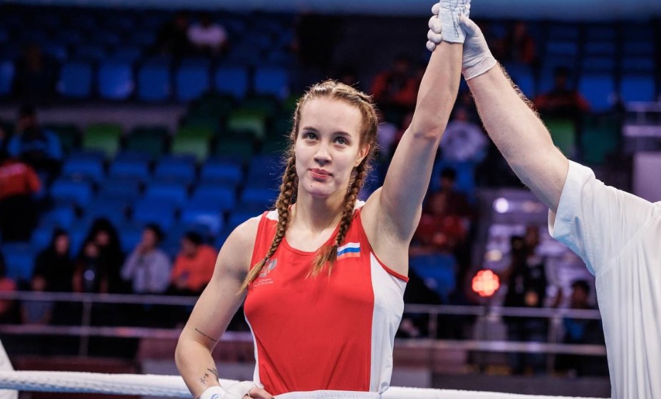 Российская боксерша отправила в нокдаун трансгендера.
Фото: Федерация бокса России