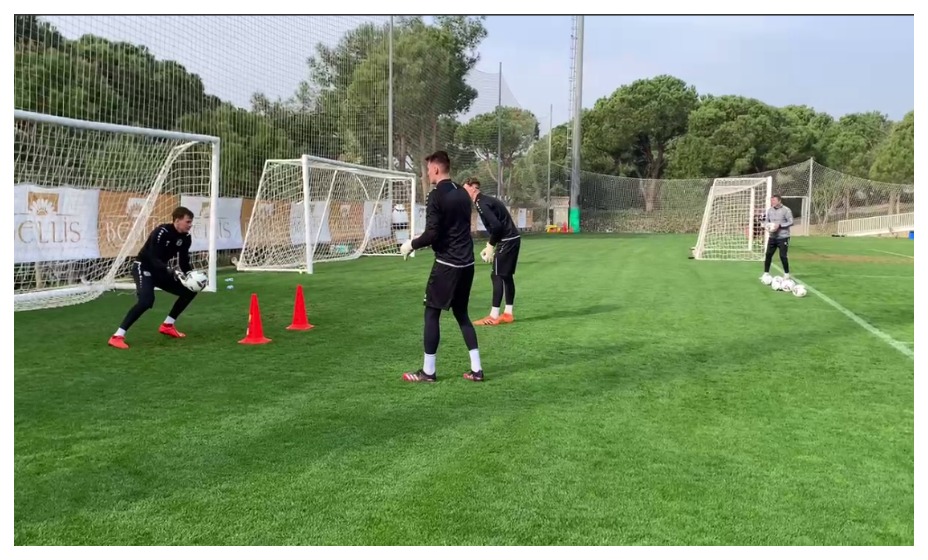 ФК «Тюмень» проводит сборы в Турции. Фото: Скриншот соцсети ФК «Тюмень»