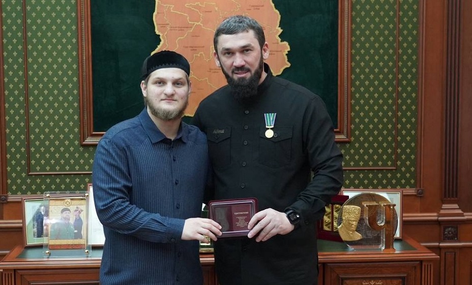 Даудов: Ахмат Кадыров хорошо разбирается в футболе. Фото: соцсети Магомеда Даудова