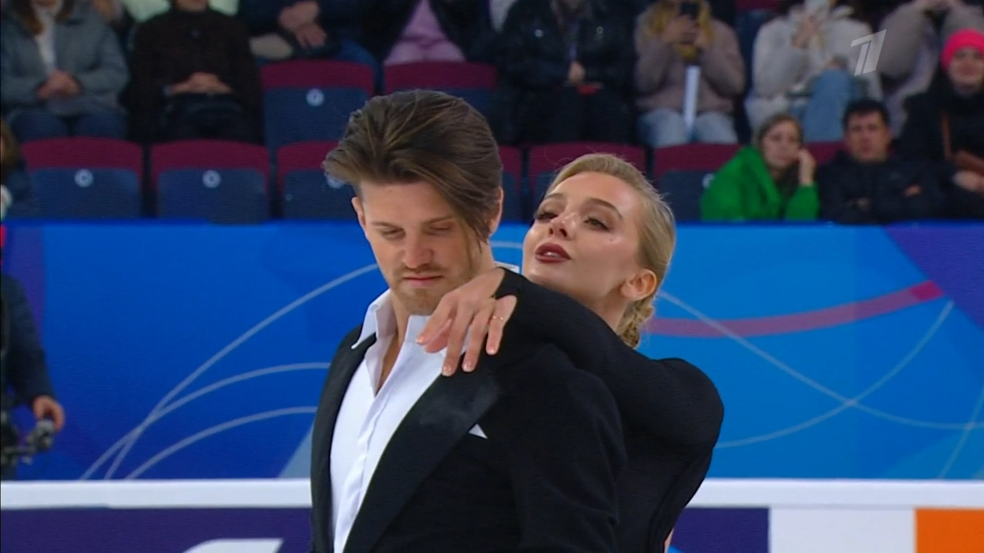 Александра Степанова и Иван Букин. Фото: стоп-кадр прямого эфира 