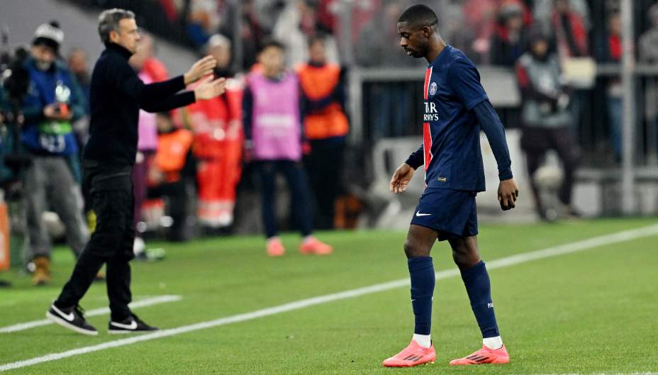 Усман Дембеле забил в ворота 