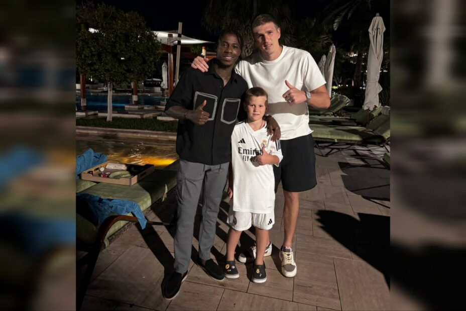 Соболев встретился с Промесом в ОАЭ. Фото:  Telegram-канал Соболева