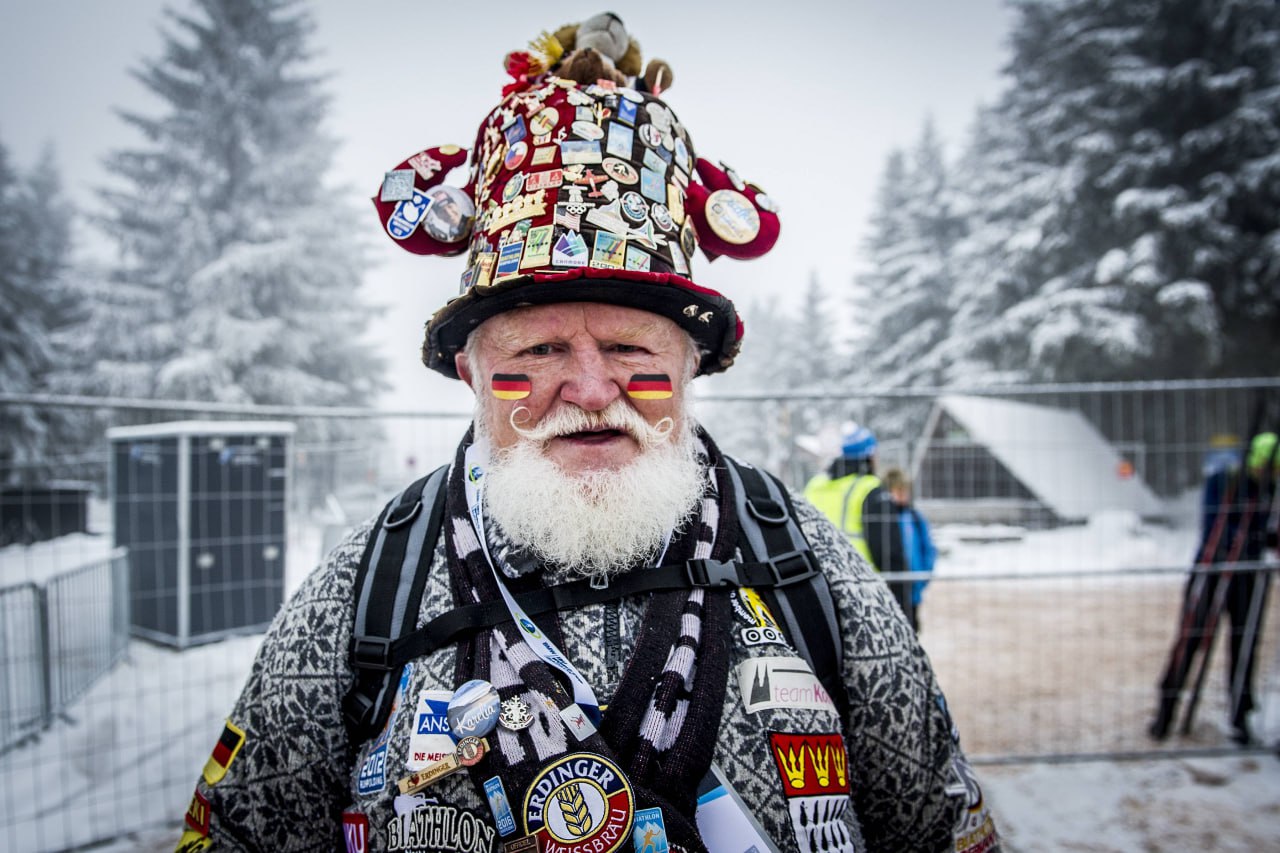 Легендарный болельщик Норберт Штарке умер в 84 года. Фото: GLOBAL LOOK PRESS