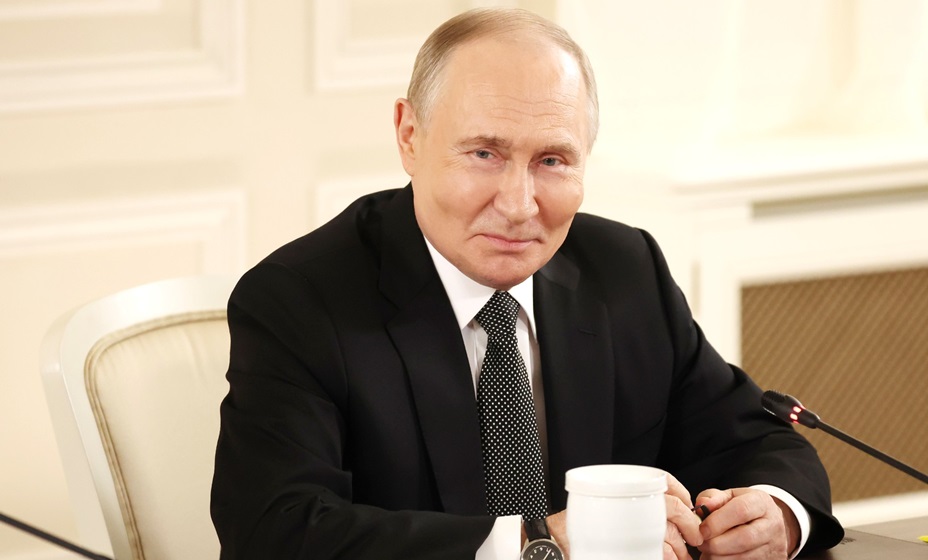 Путин поздравил российских пловцов с победой в эстафете на ЧМ в Сингапуре. Фото: Global Look Press